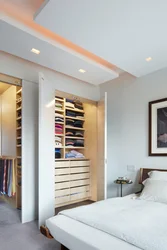 Small bedroom design with dressing room