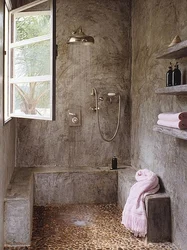 Banyoda beton dizayni fotosurati