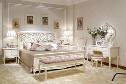 White classic bedroom furniture design