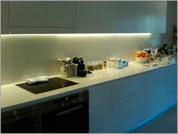 Светодиодная лента как подсветка на кухне фото
