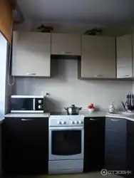 Kitchen Design Above The Stove Without A Hood