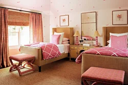 Дизайн спальных комнат с двумя кроватями