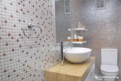 Bath design white tiles with mosaic