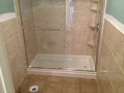 Vanna otağı fotoşəkili üçün evdə hazırlanmış duş kabinələri