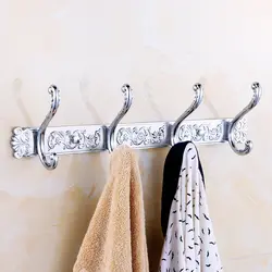 Вешалки в ванной дизайн фото