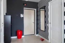 Doors in the hallway in the apartment design