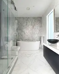 Серый мрамор в интерьере ванной