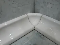 Photo of bathtub design with border