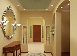 Дизайн прихожей с аркой в квартире