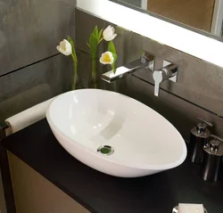 Дизайн ванной тюльпаны