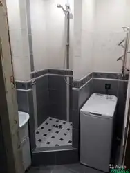Душавая кабіна ў маленькім ванным пакоі без туалета фота