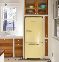Холодильник как интерьер на кухне