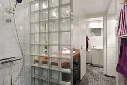 Стеклоблоки в интерьере ванной комнаты