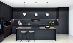 Чорныя кухонныя сталы ў інтэр'еры кухні