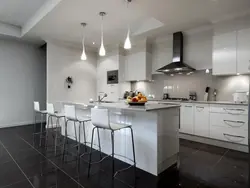 Glossy kitchens on the entire wall photo