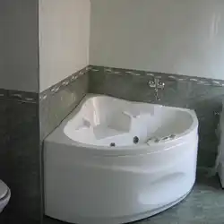 What Kind Of Small Bathtubs Are There? Photo