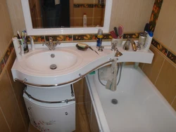 Bathroom without sink interior
