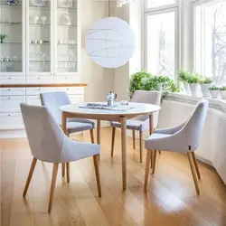 Стол и стулья для кухни современный дизайн фото в интерьере