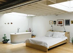 Фото интерьера спальни и ванной