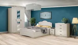 Bedroom furniture set photo