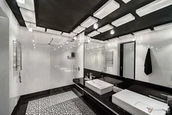 Дизайн ванной с черным потолком
