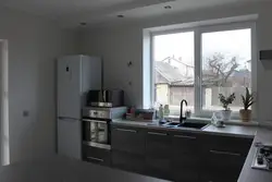 Угловая кухня 4 метра фото с окном
