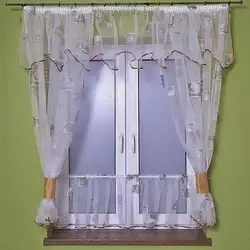 Kitchen curtain made from leftover tulle photo