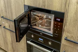 Oven and microwave in the kitchen design