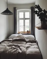 Варыянты дызайну маленькай спальні з акном