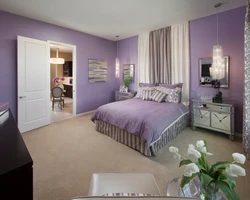 Combination of purple with others in the bedroom interior