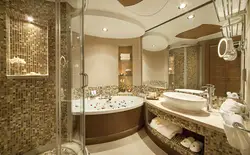 Bathroom design with bathtub on the right