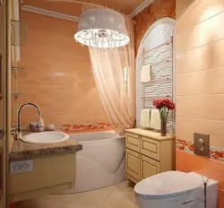 Оң жақта ваннасы бар ванна бөлмесінің дизайны