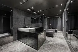 Дизайн ванны черный потолок
