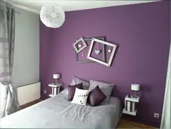 Colors combined with gray in the bedroom interior