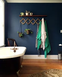 Blue bath design with wood