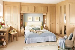 Photo of a bedroom wardrobe in a small bedroom
