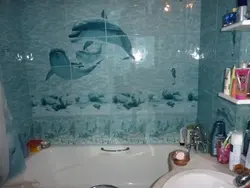 Photo of a bath with dolphins