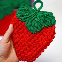 Crochet oven mitts photo
