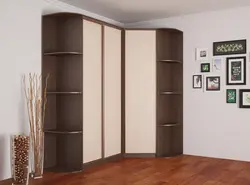 Маленький угловой шкаф в спальню для одежды фото