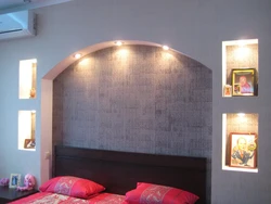 Дизайн ниши в стене в спальне