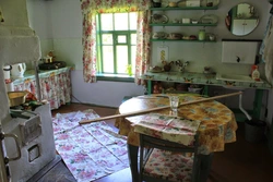 Кухня старого дома фото