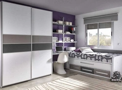 Wardrobe design for boy's bedroom