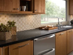 Combination of countertop and apron in the kitchen photo in the interior