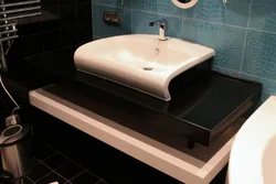 Ракавіна ў ванную накладная на стальніцу фота ванны