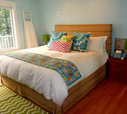 Декорируем кровать для спальни фото