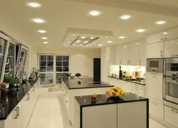 Точечный свет в кухне фото