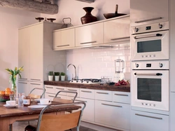 Bright kitchens with built-in appliances photo