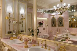 Baroque bathroom photo