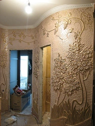 Фото декоративной штукатурки на стенах в прихожей шпаклевкой