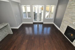 Color of walls and floors in the apartment photo